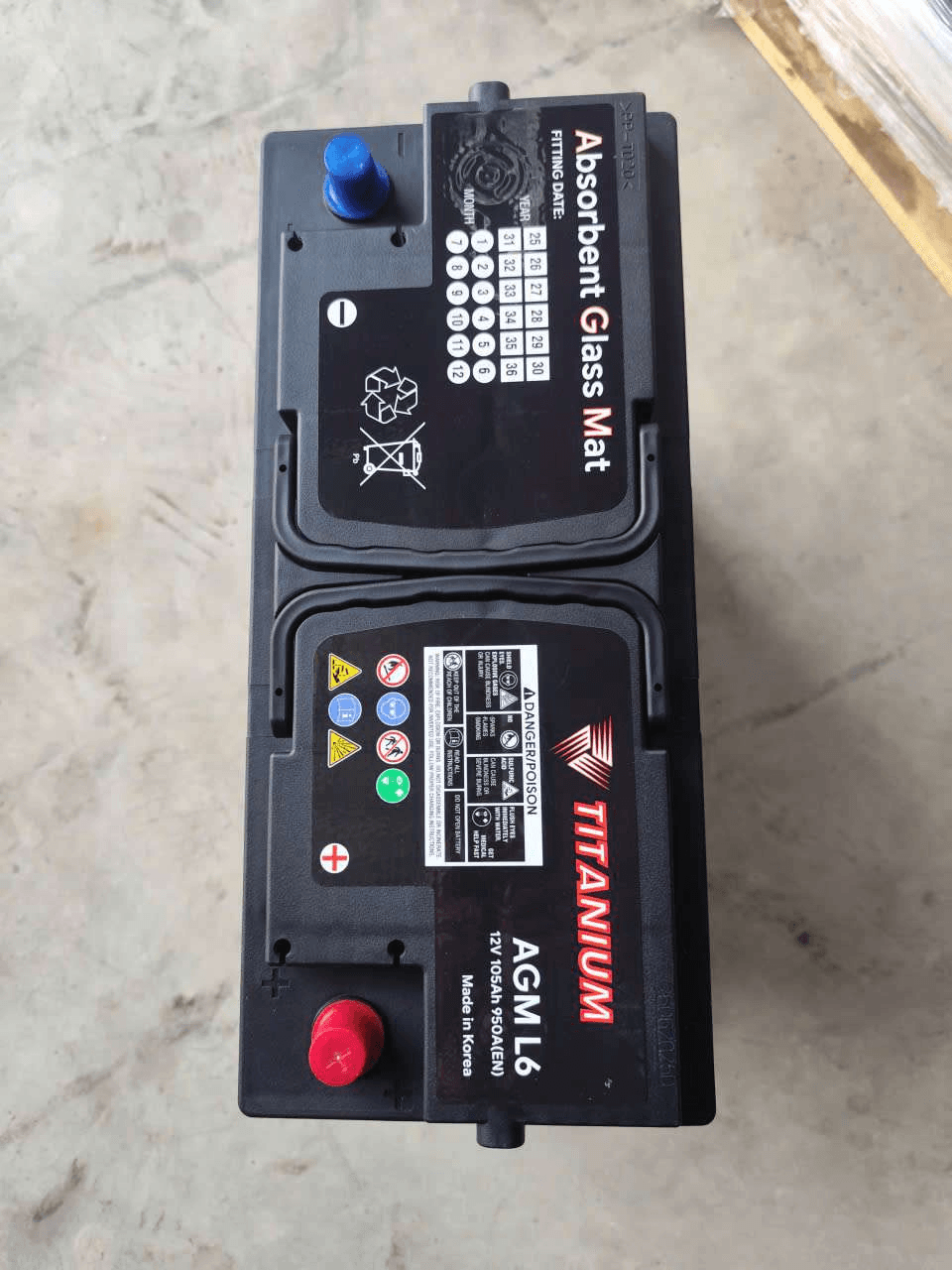 Ắc quy TITANIUM AGM L6