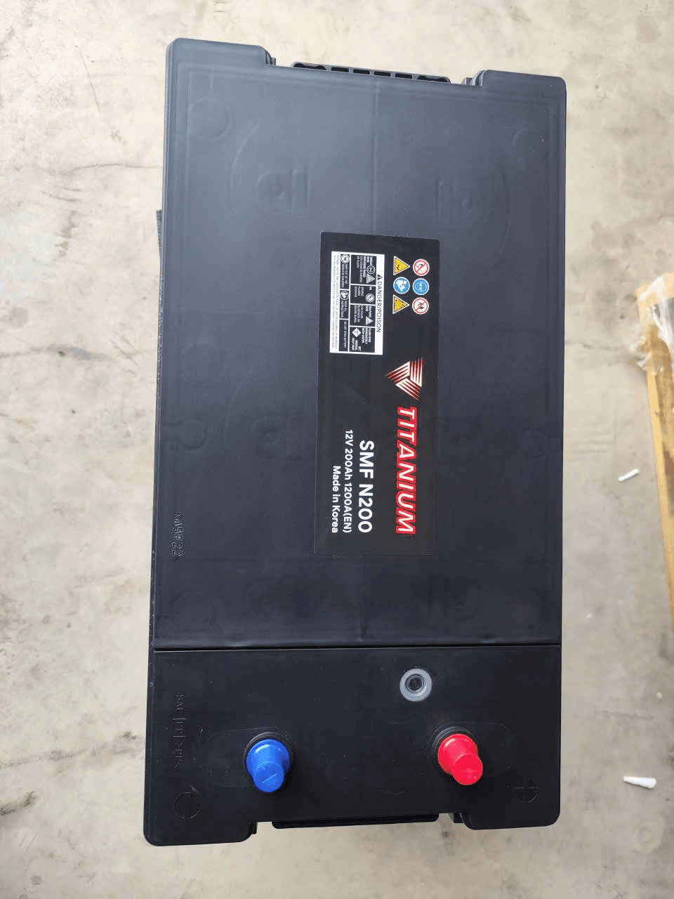 Ắc quy TITANIUM SMF N200