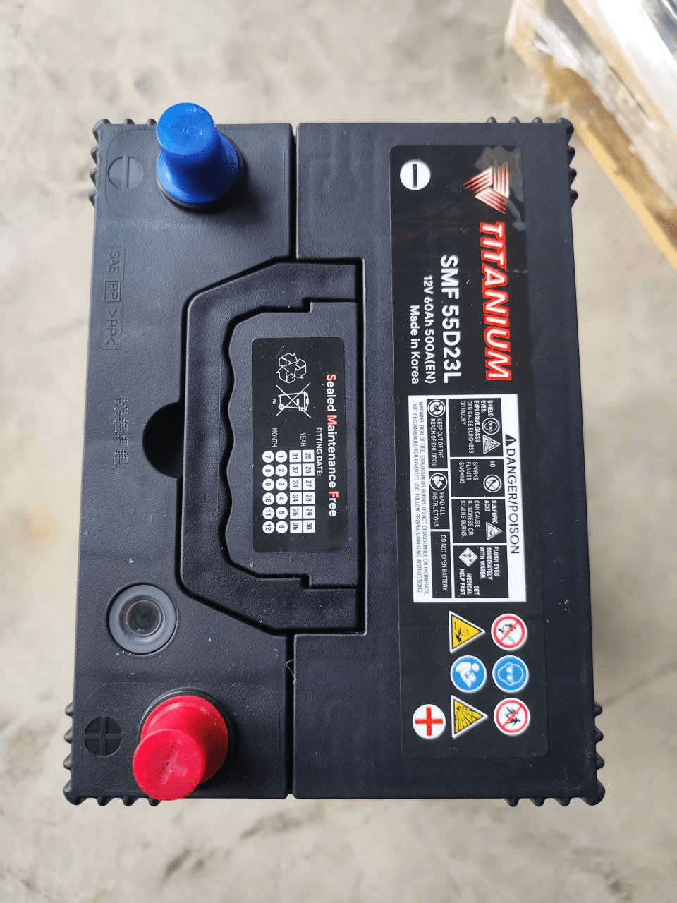 Ắc quy TITANIUM SMF 55D23L